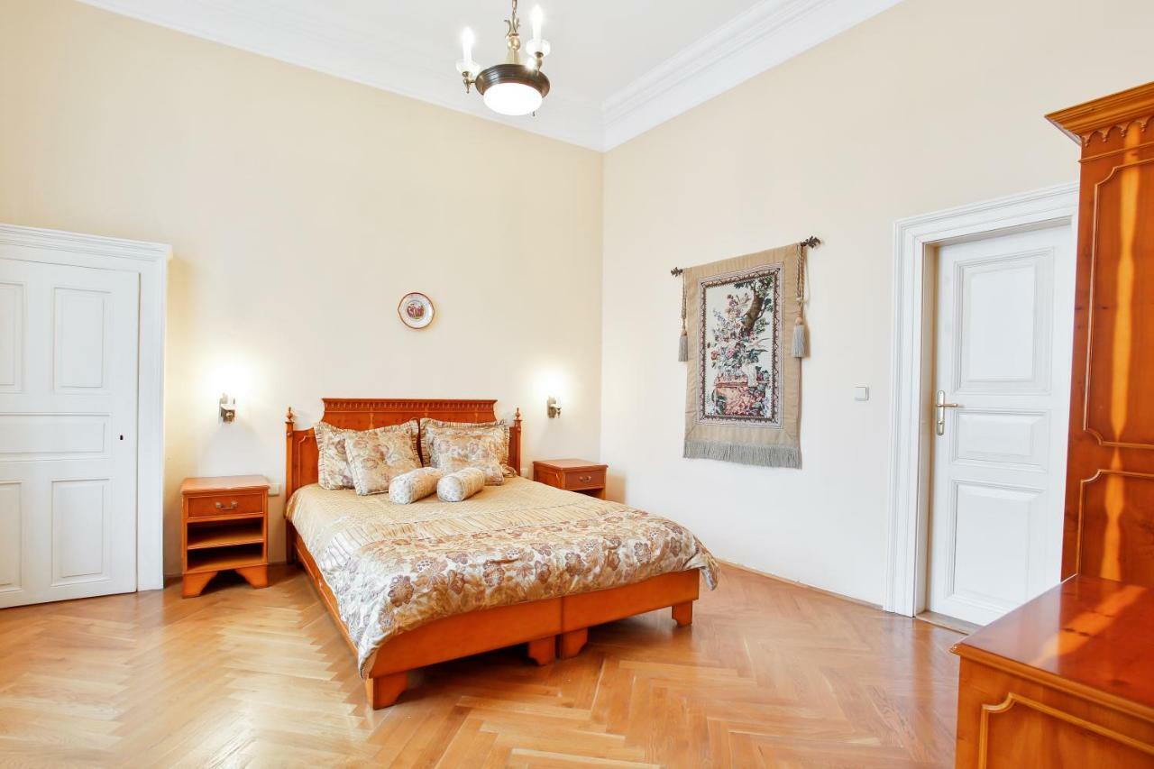 Open Gate Apartment Prague Luaran gambar